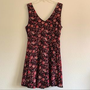 Adorable black and red floral flowy mini dress